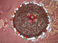 Torta de chocolate com morango